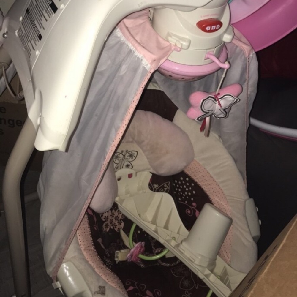 Baby swing